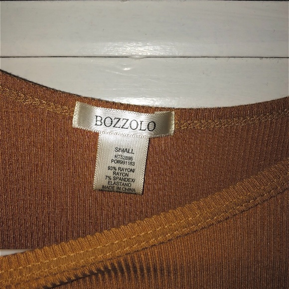 Yellow Knotted Top - Picture 2 of 3